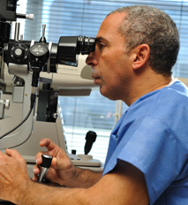 Docteur William Assouline chirurgien ophtalmologiste